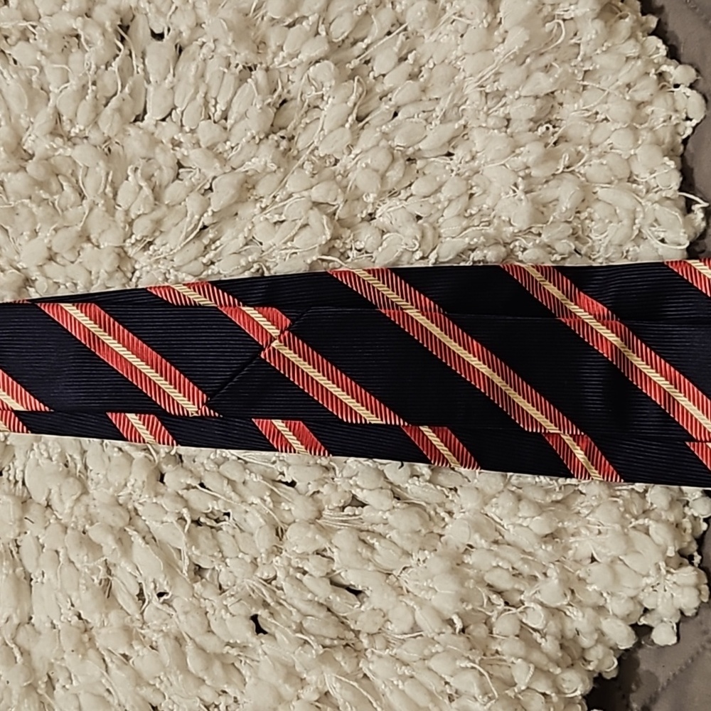 Burberry London Tie - Picture 5 of 15